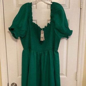 Boden Green Smocked Midi Dress new with tags. Size 20-22R